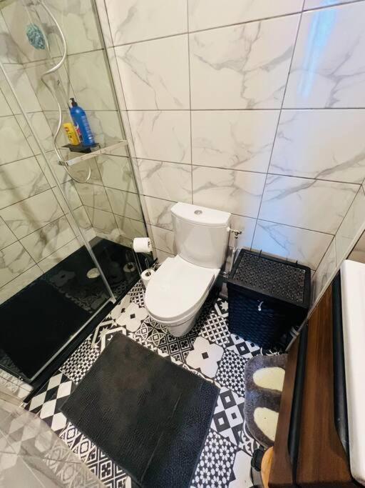 Apt Des Artistes, 3 Min A Pied Gare Et Centre Valenciennes Kültér fotó