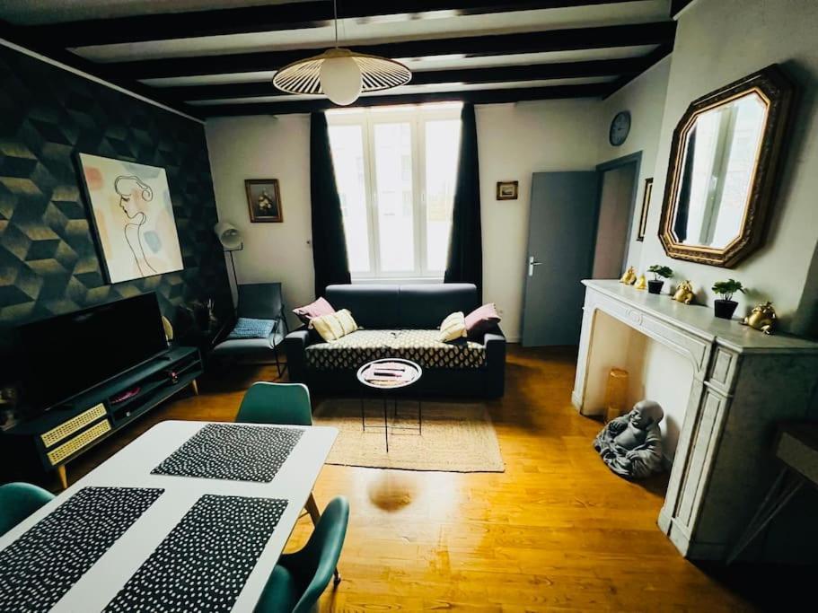 Apt Des Artistes, 3 Min A Pied Gare Et Centre Valenciennes Kültér fotó