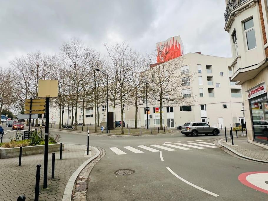 Apt Des Artistes, 3 Min A Pied Gare Et Centre Valenciennes Kültér fotó